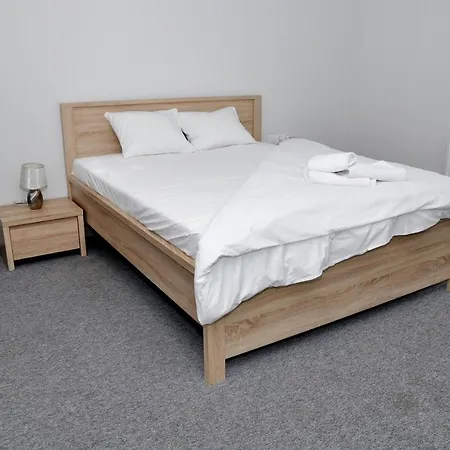 Pokoje, Apartamenty, Restauracja Marcus Nocleg ze śniadaniem