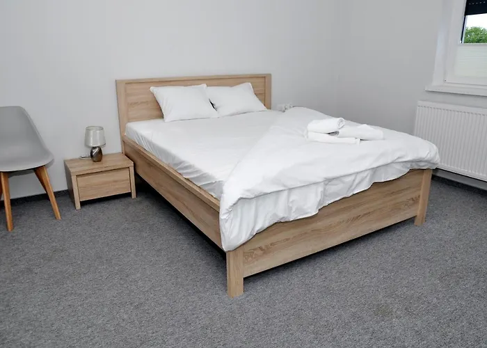 Pokoje, Apartamenty, Restauracja Marcus Bed & Breakfast