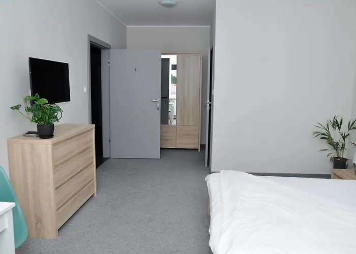 Bed & Breakfast Pokoje, Apartamenty, Restauracja Marcus